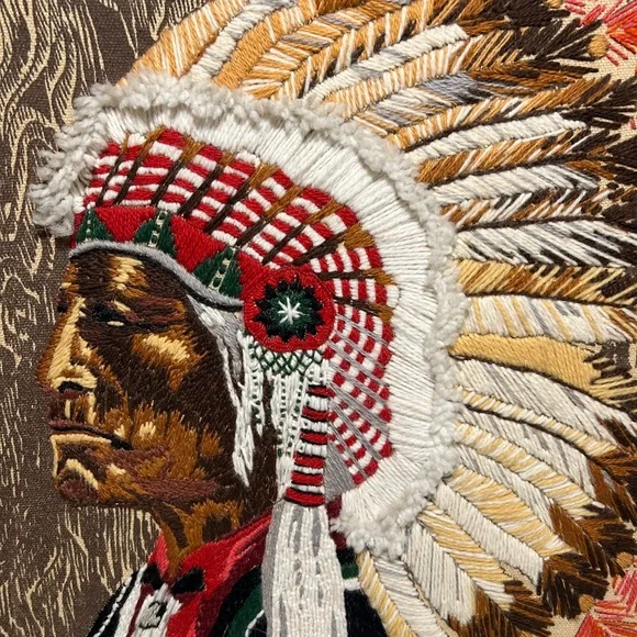 Rustic Vintage 1975 Embroidered Crewel Work Native American Chief Erica Wilson. - Picture 3 of 4